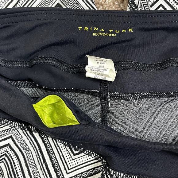 TRINA TURK RECREATION CROP‎ LEGGINGS SIZE L - Picture 6 of 7